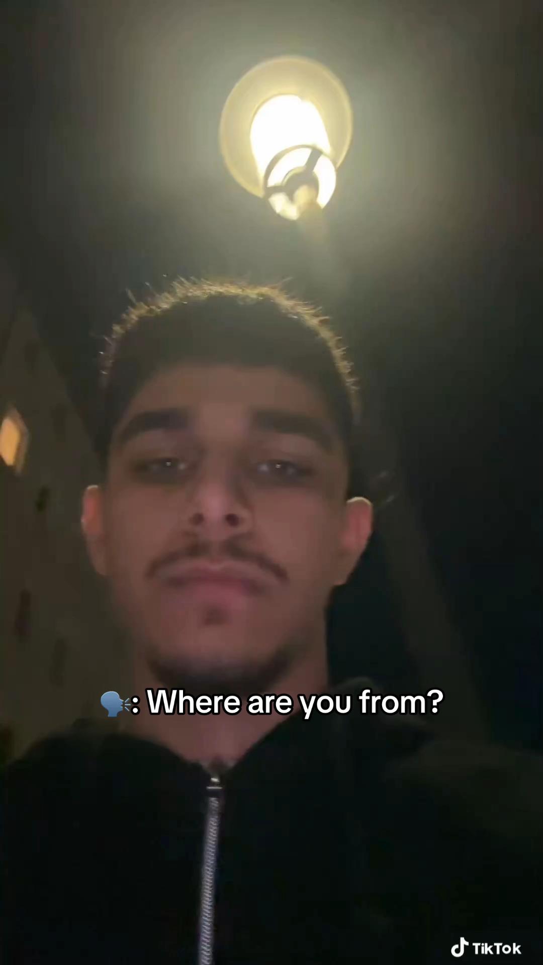 @️