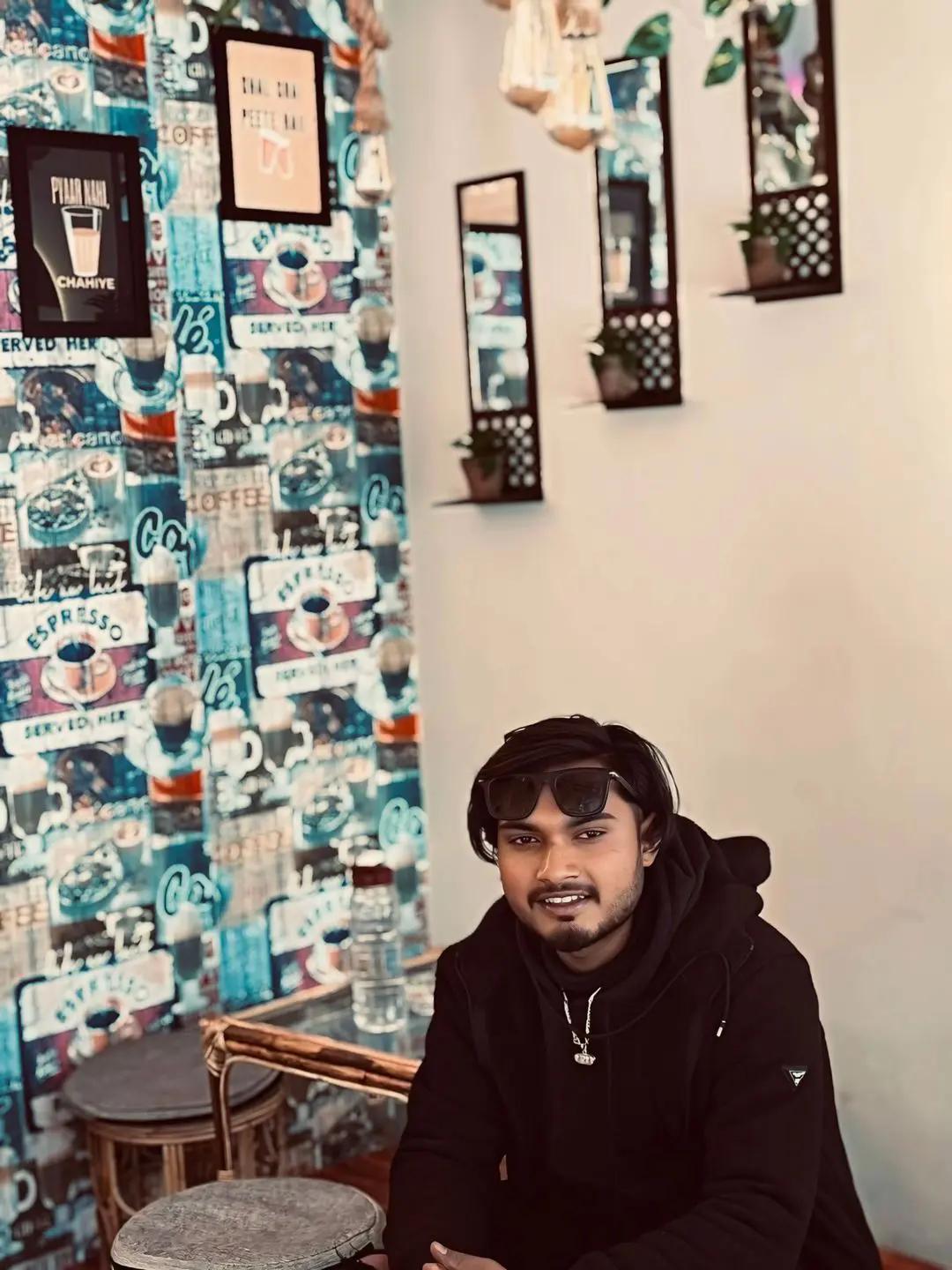 @Amrit_kushwanshi_00😎🎧