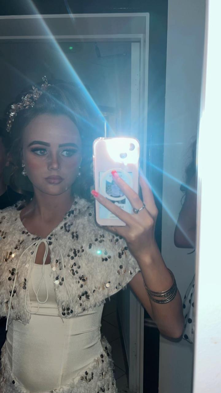 @𝒦𝒶𝓉𝒾ℯ~𝓂𝒶𝓇𝒾ℯ~𝓈𝓉ℴ𝓀ℯ𝓈