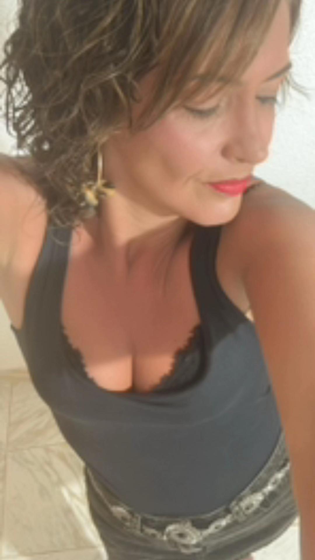 @Olga L /UGC