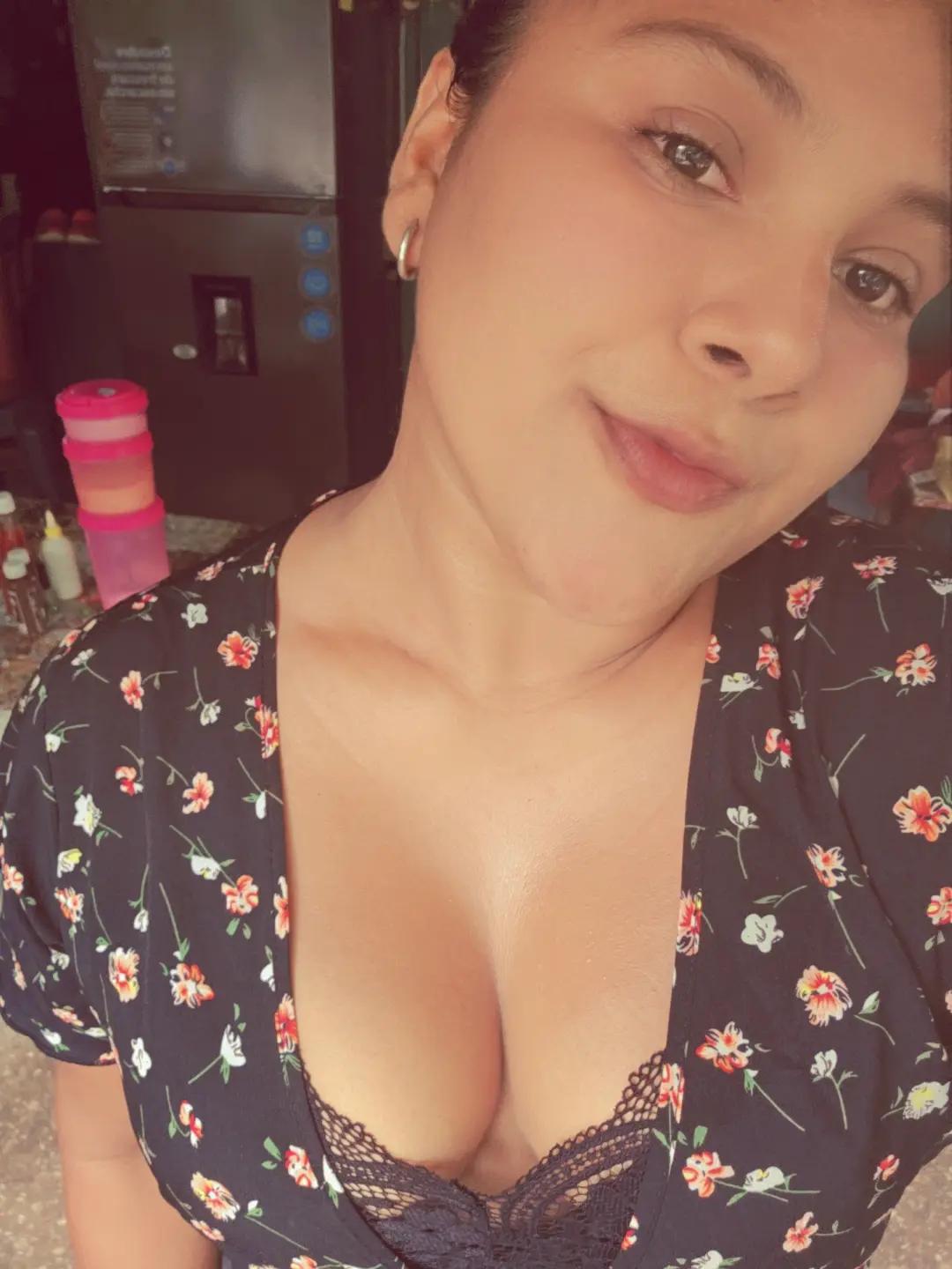 @EvelynHernandez.07/10/00💞🍃🌼