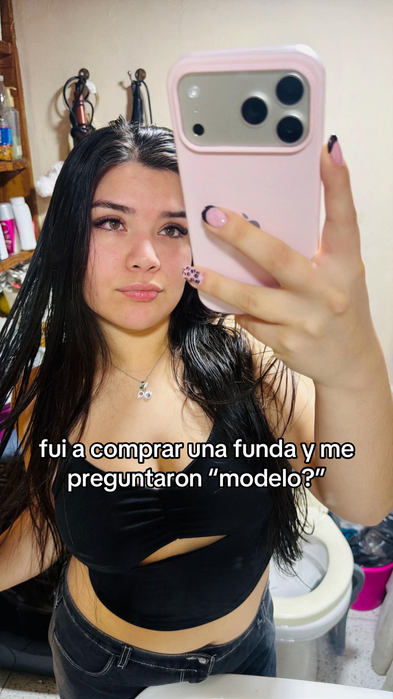 @𝓥𝓪𝓪𝓵💸💋