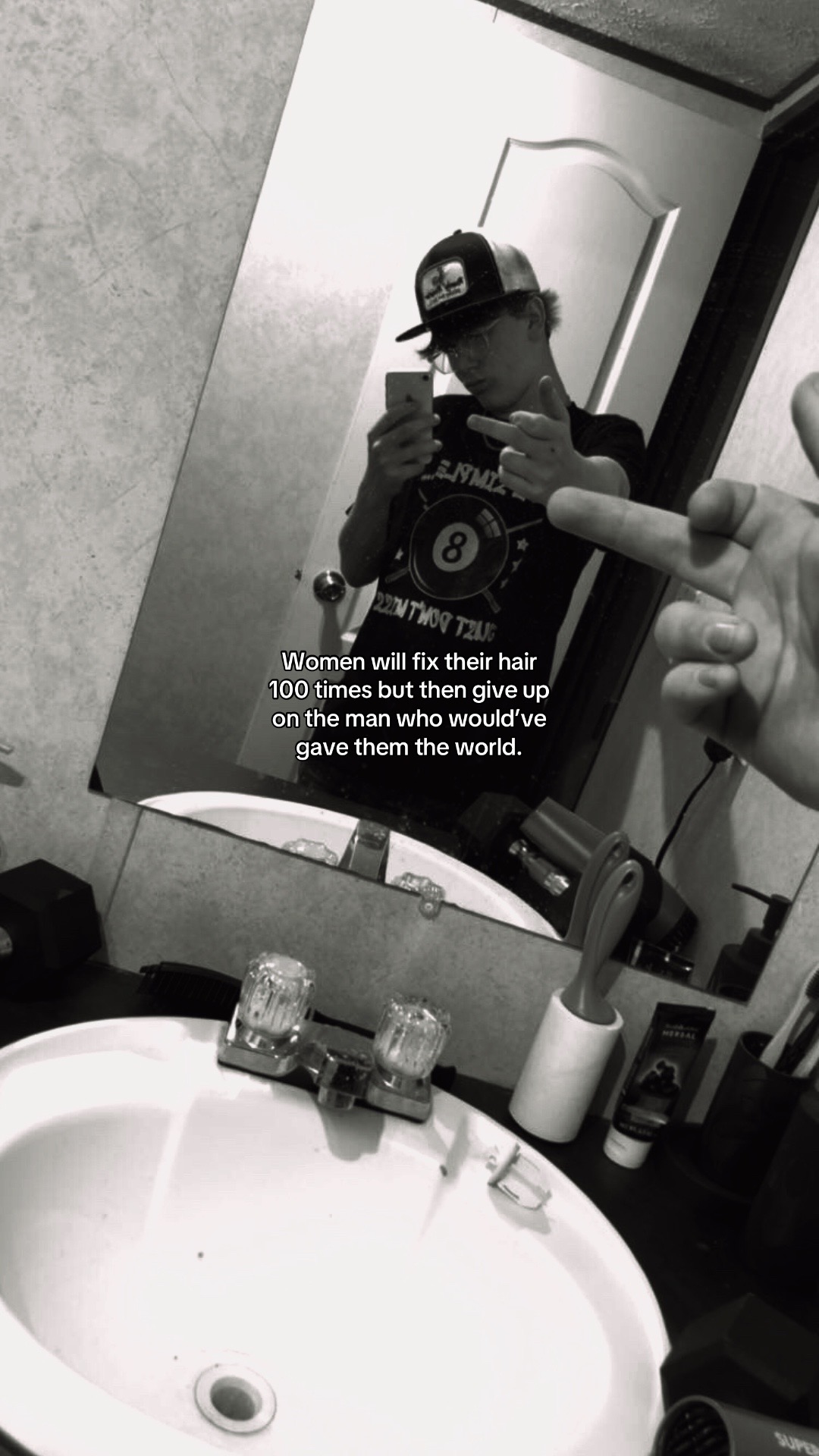 @&spades;️🪶𝒜𝓃𝒹𝓇ℯ𝓌🪶&spades;️