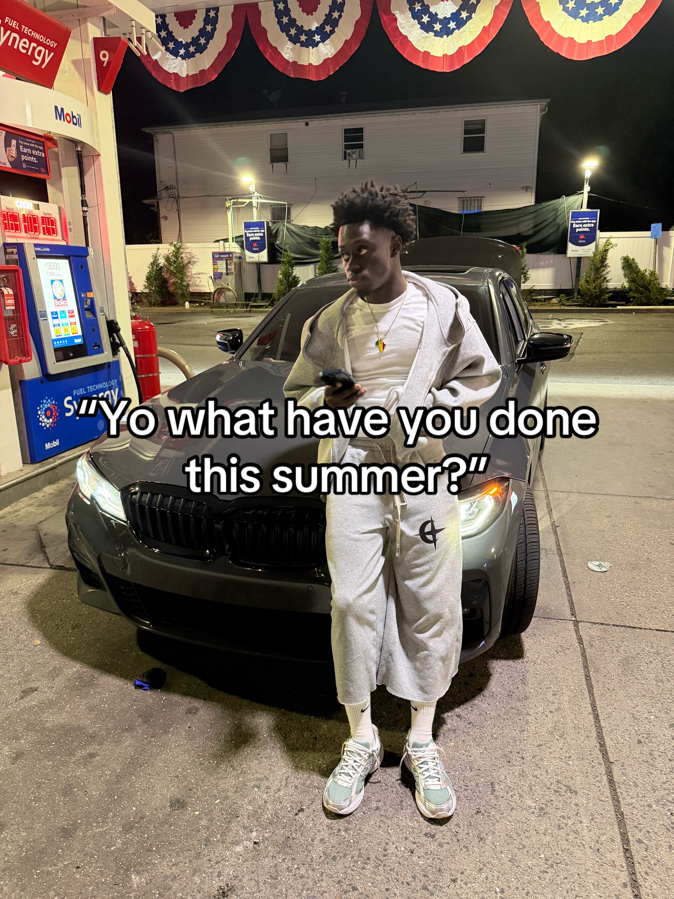 @Theyluv._Mo