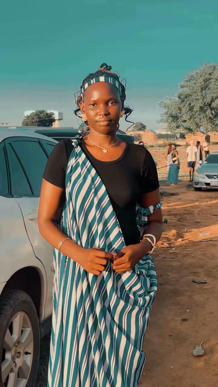 @Ayena Monique 🦋🇸🇸🥂🇺🇬🦋