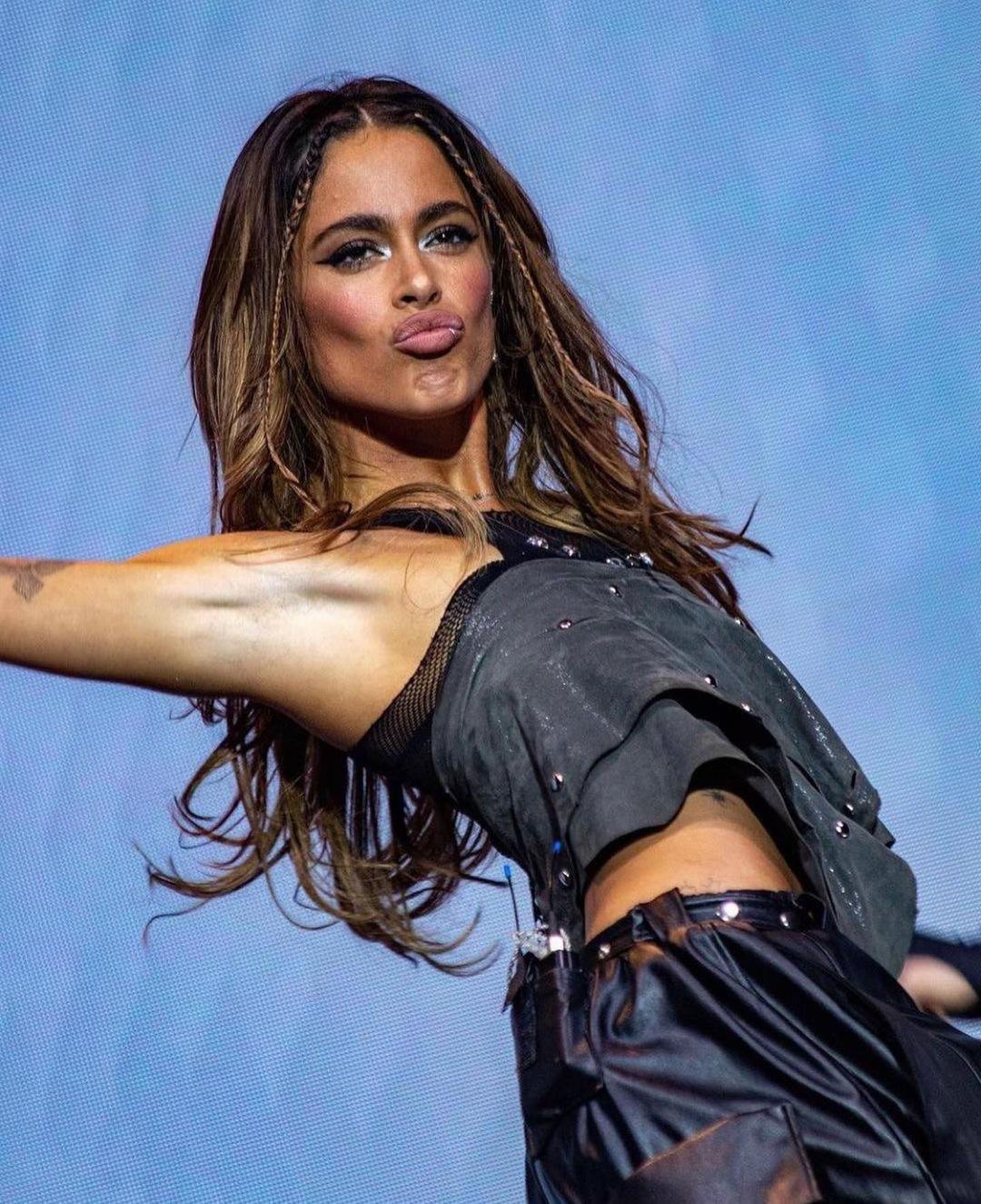 @♡ martina stoessel