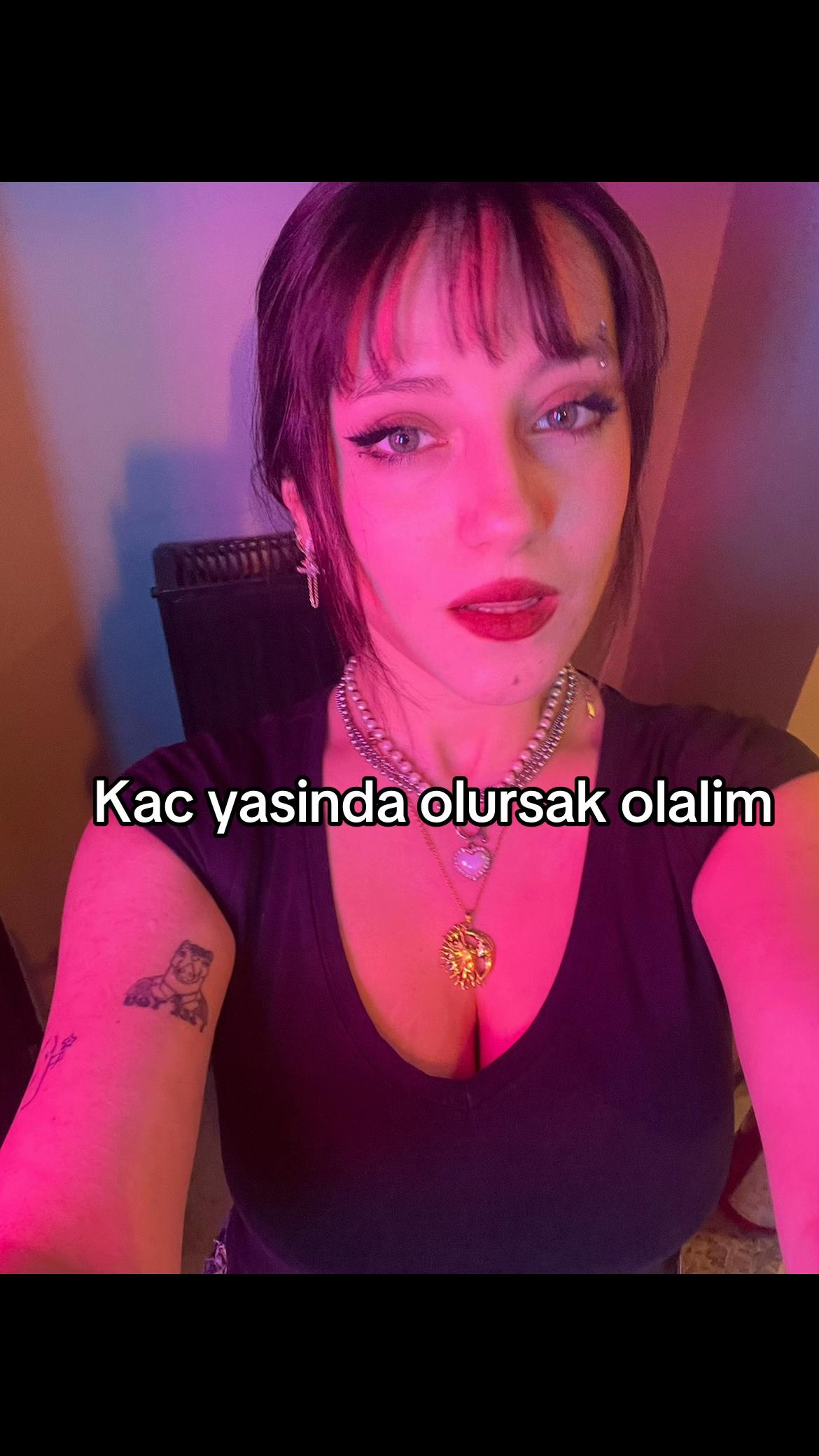 @nur🦊