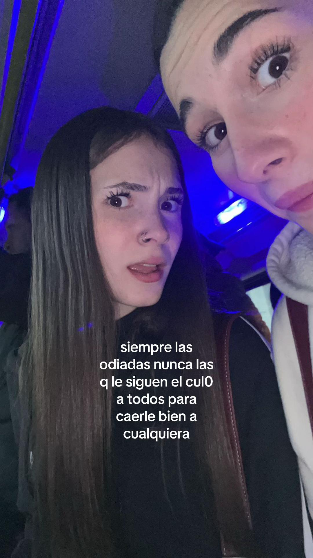 @claraa