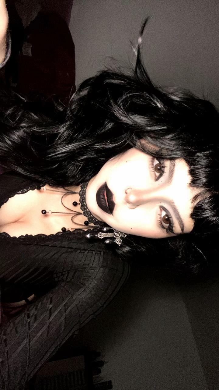 @undead.v4ampire_