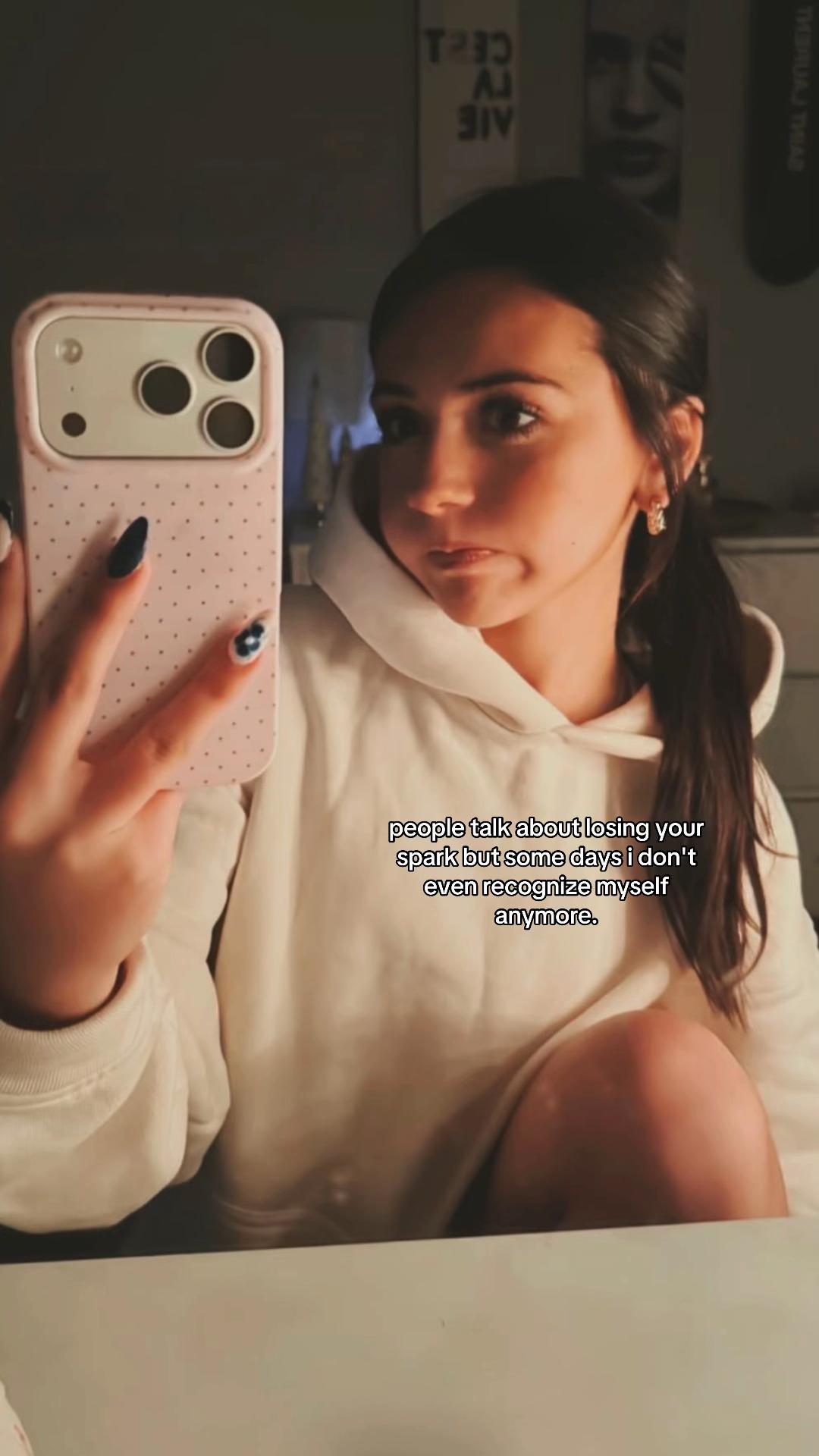 @✰✰✰