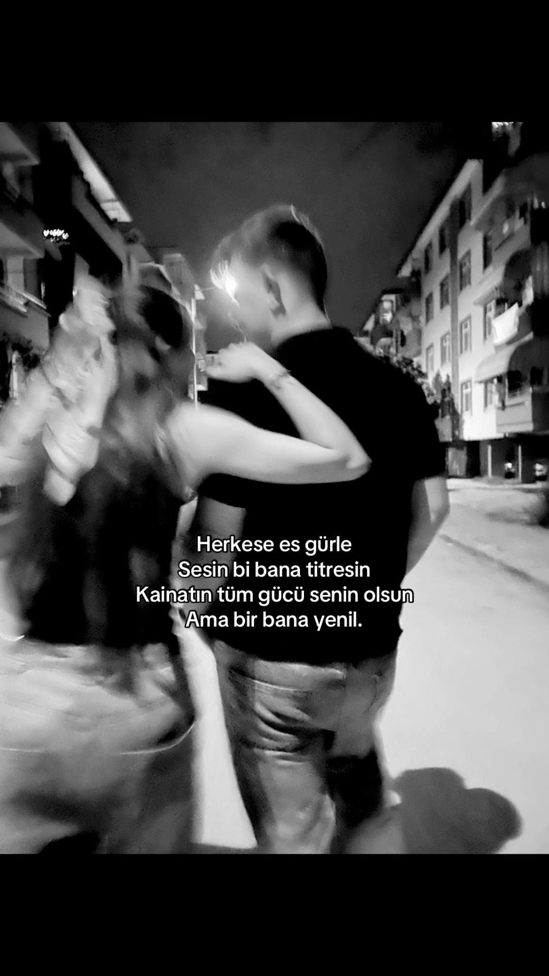 @Elçoomm