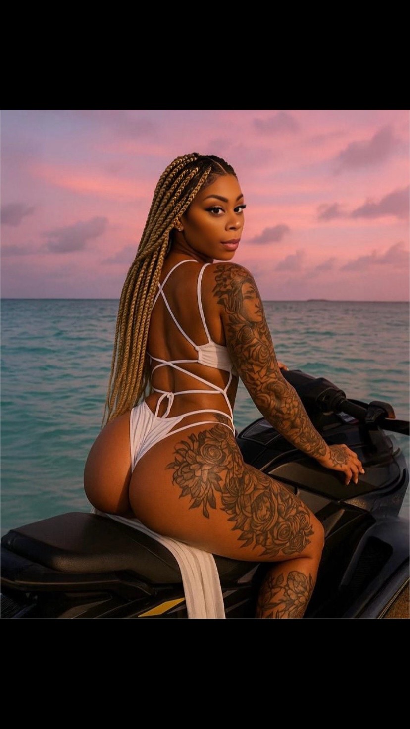 @Chezzie