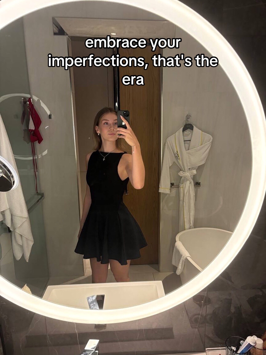 @Kellyyy
