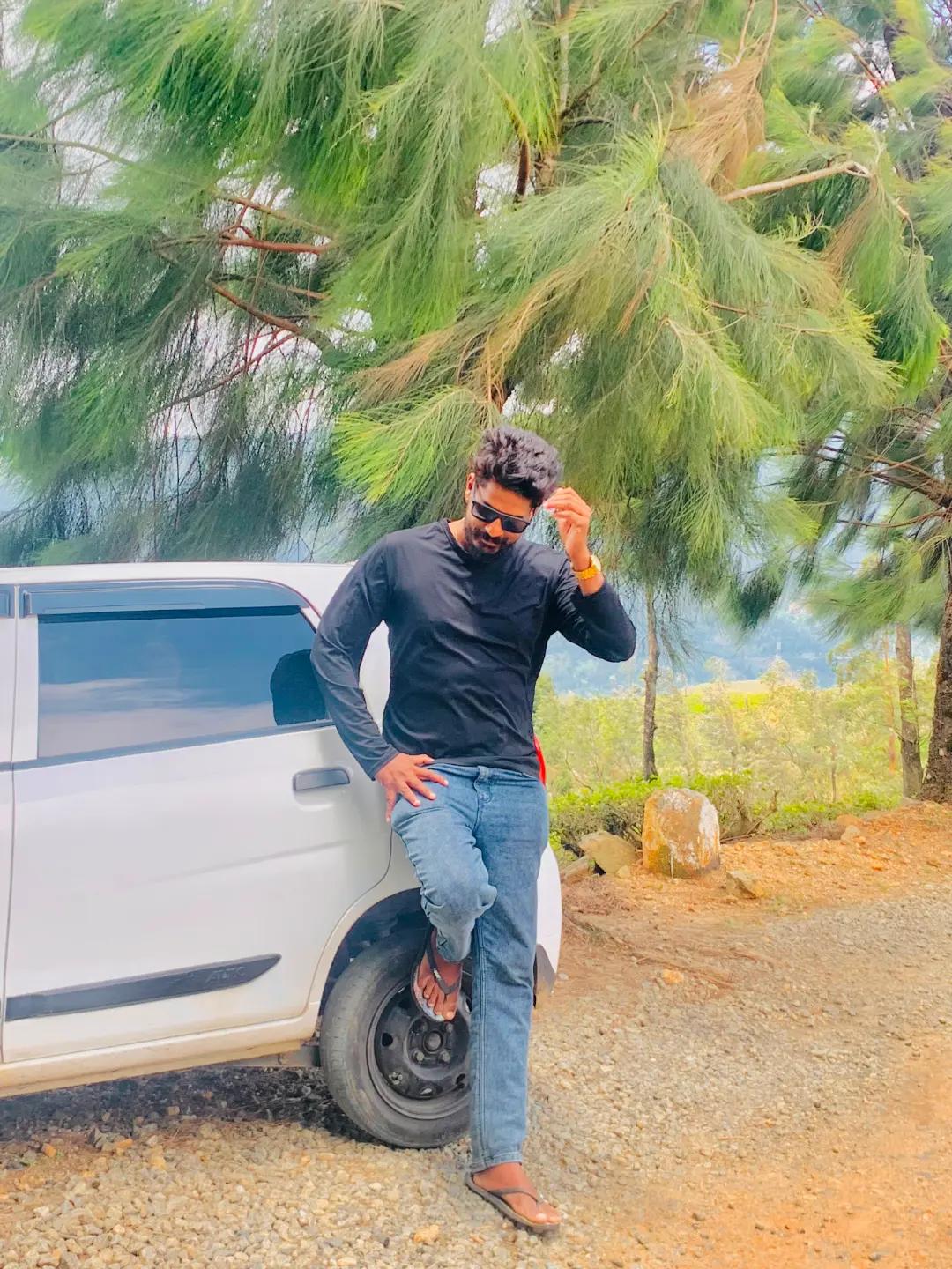@s.karan🖤