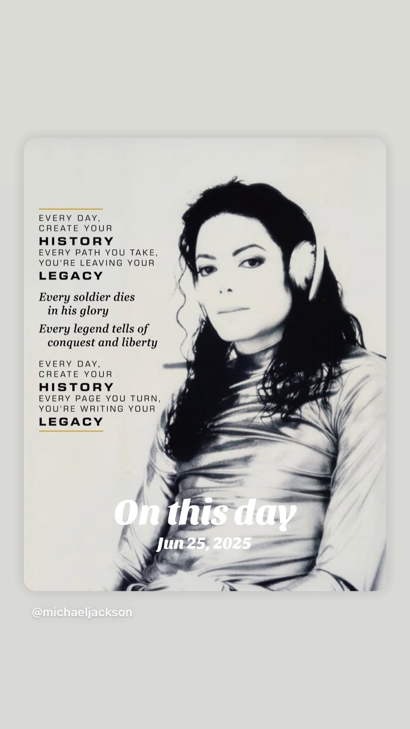 @𝐤𝐫𝐢𝐬𝐭𝐢𝐧𝐚.