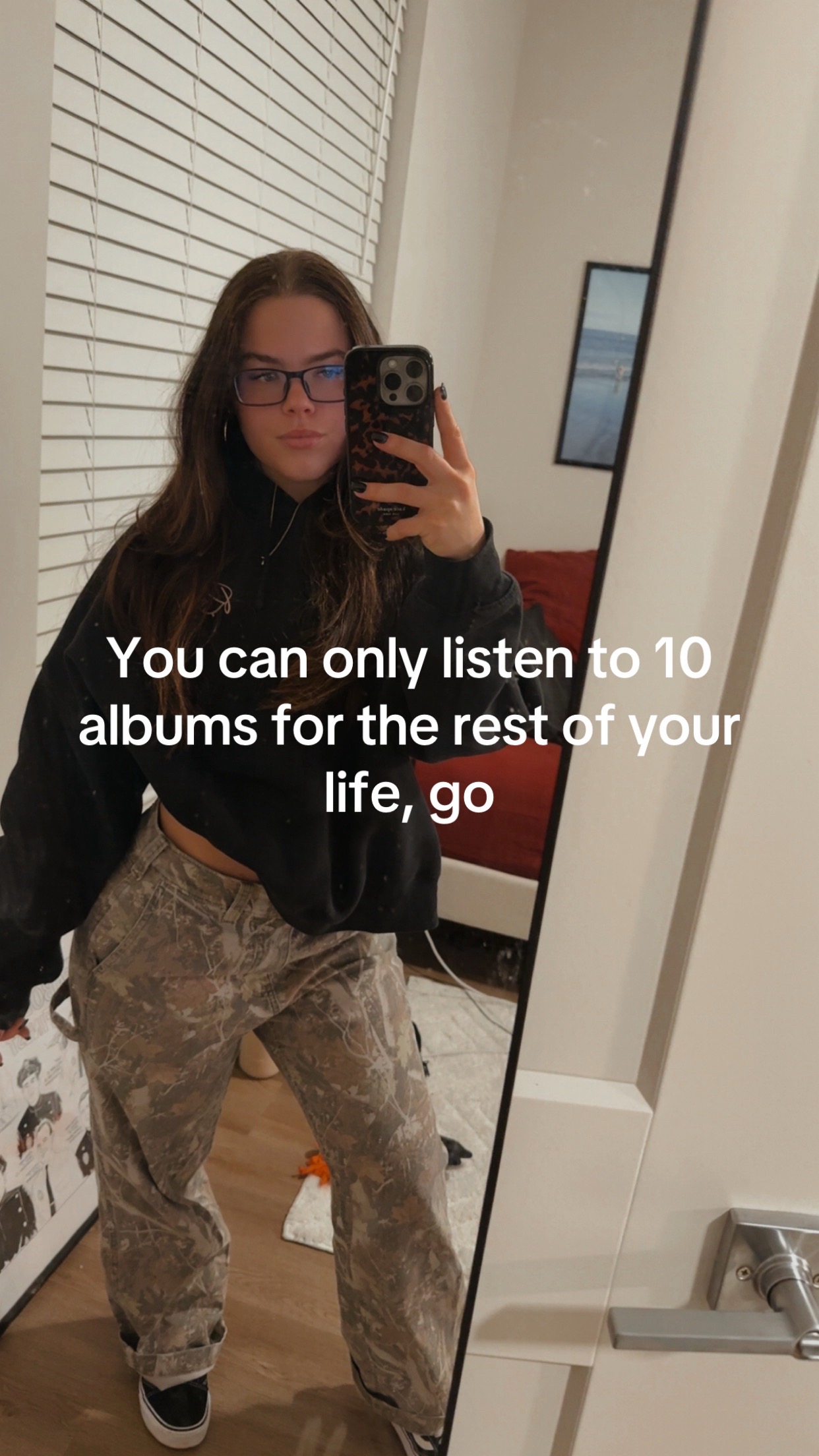 @kaydeeshea