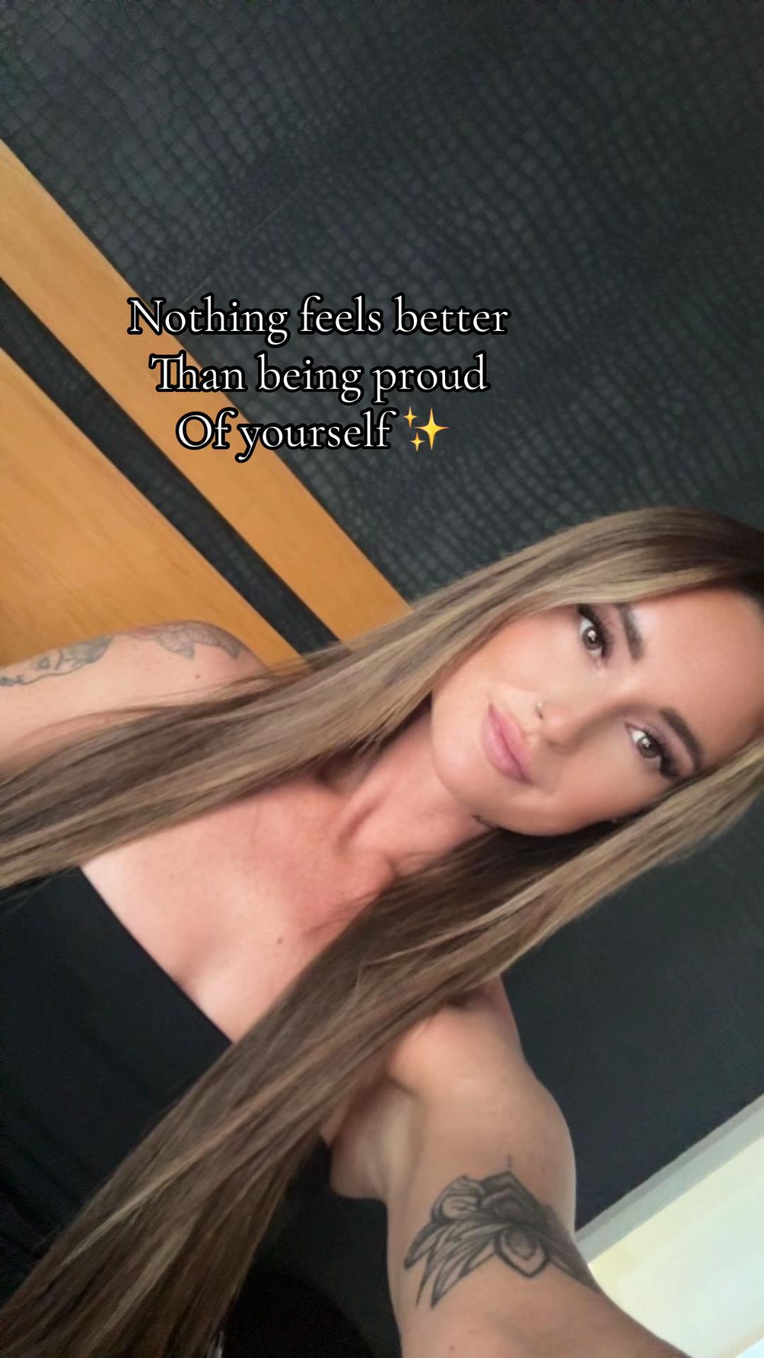 @𝖧𝗈𝗅𝗅𝗂𝖾𝗅𝗈𝗎𝗂𝗌𝖾💕