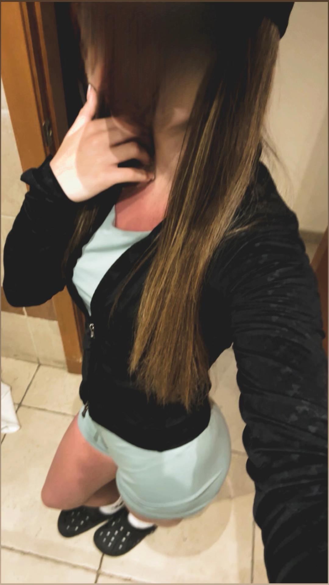 @lacey_may12x