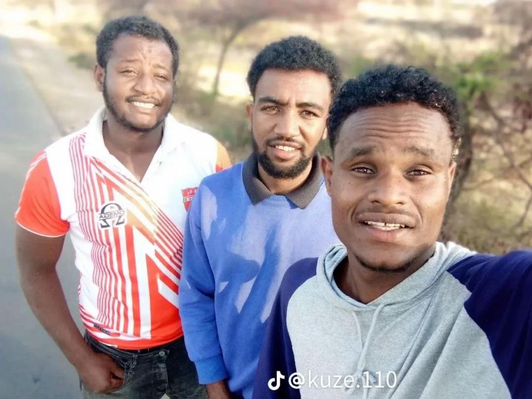 @Abduzirkzee11