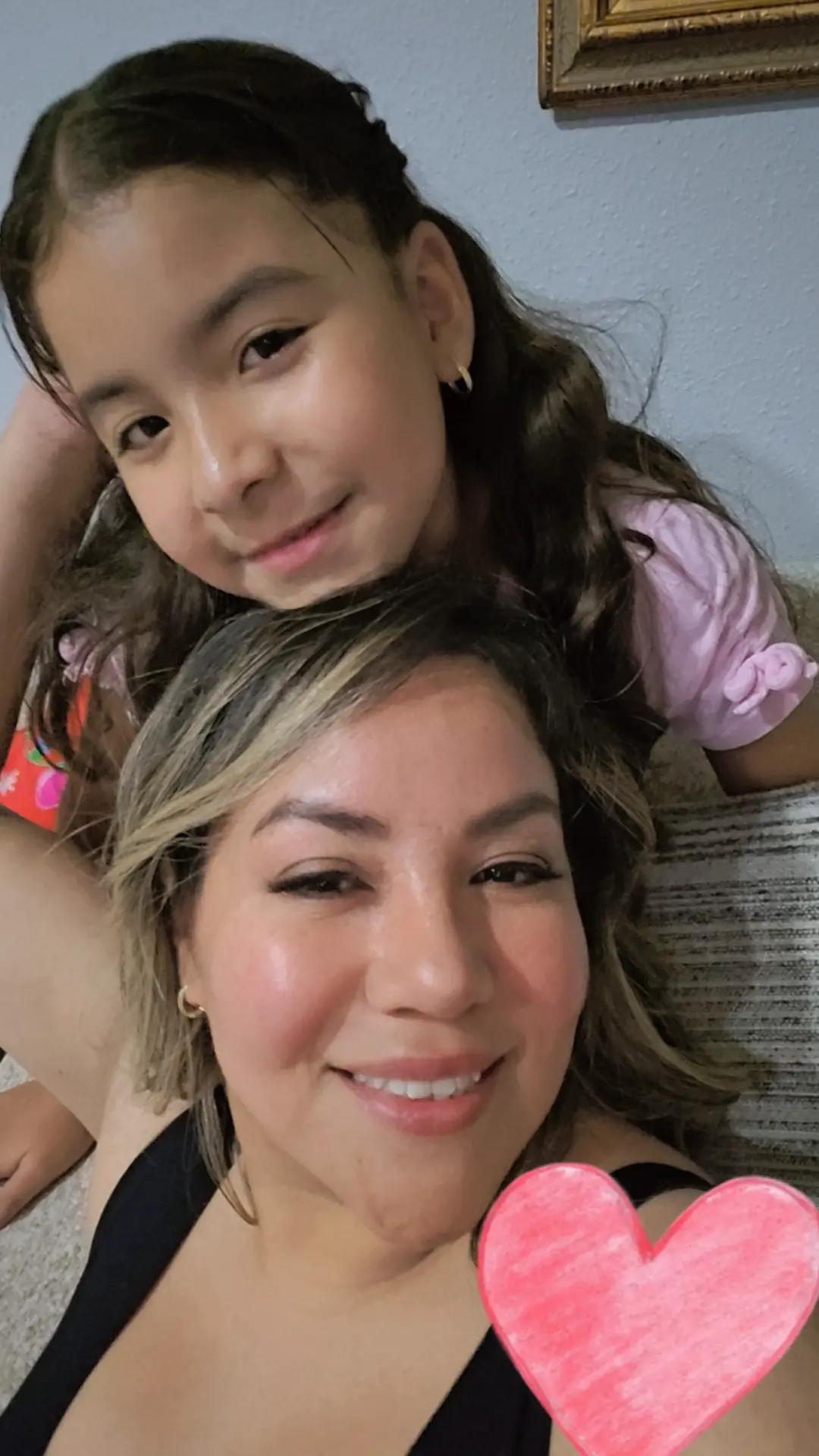 @Gloria Macias657