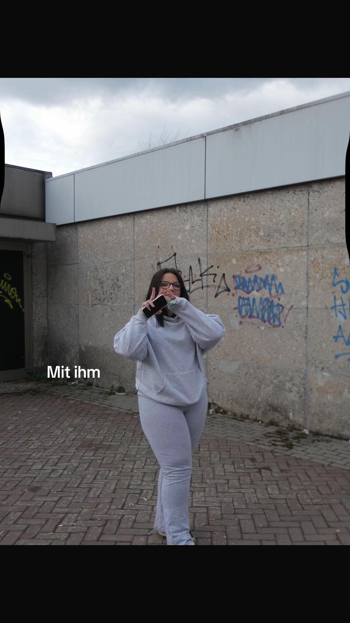 @Laura