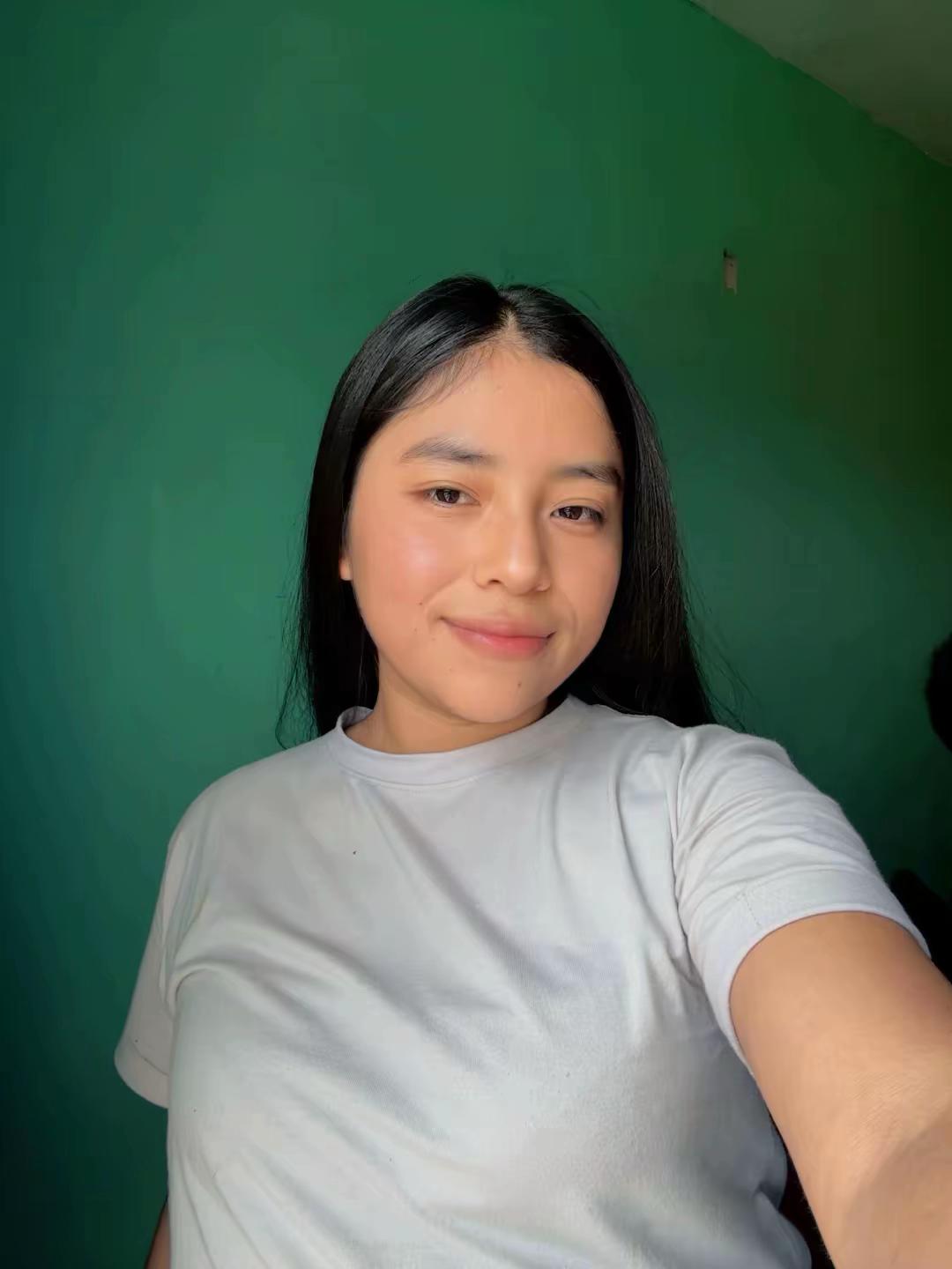 @Elizabeth🦋