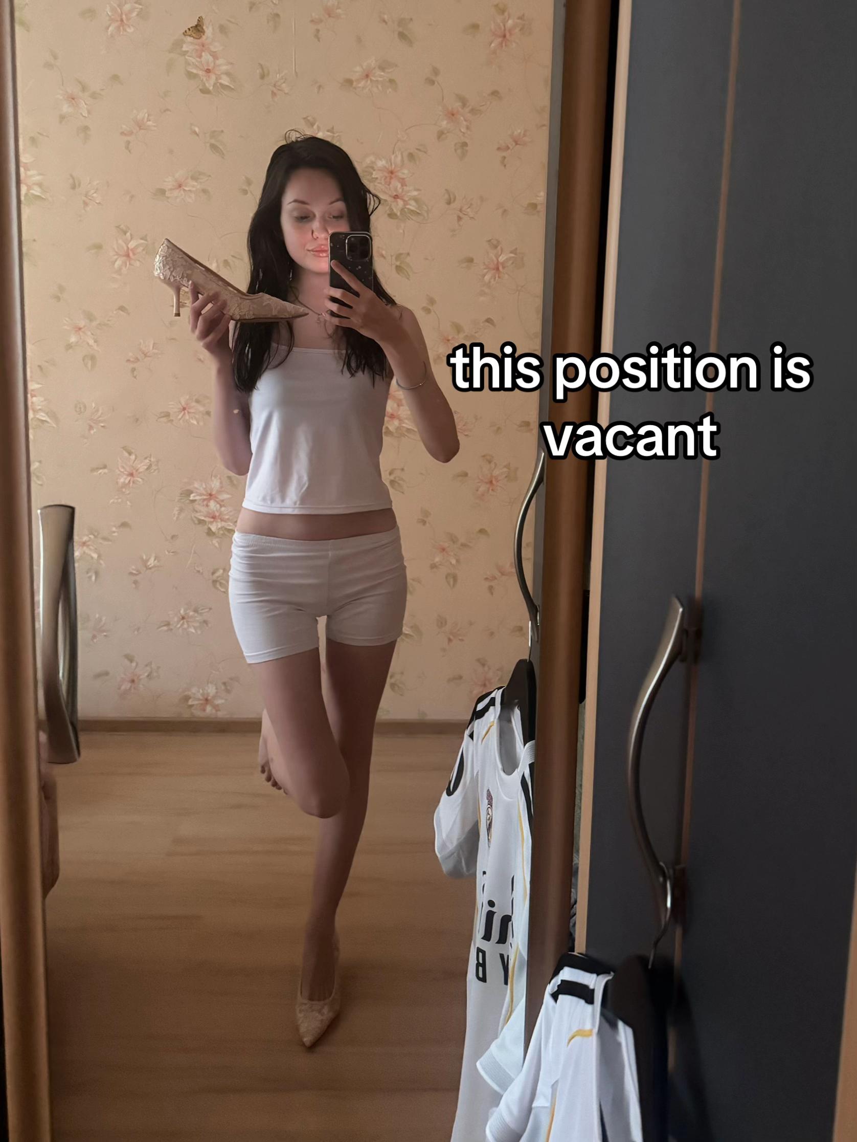 @val€₽¡a