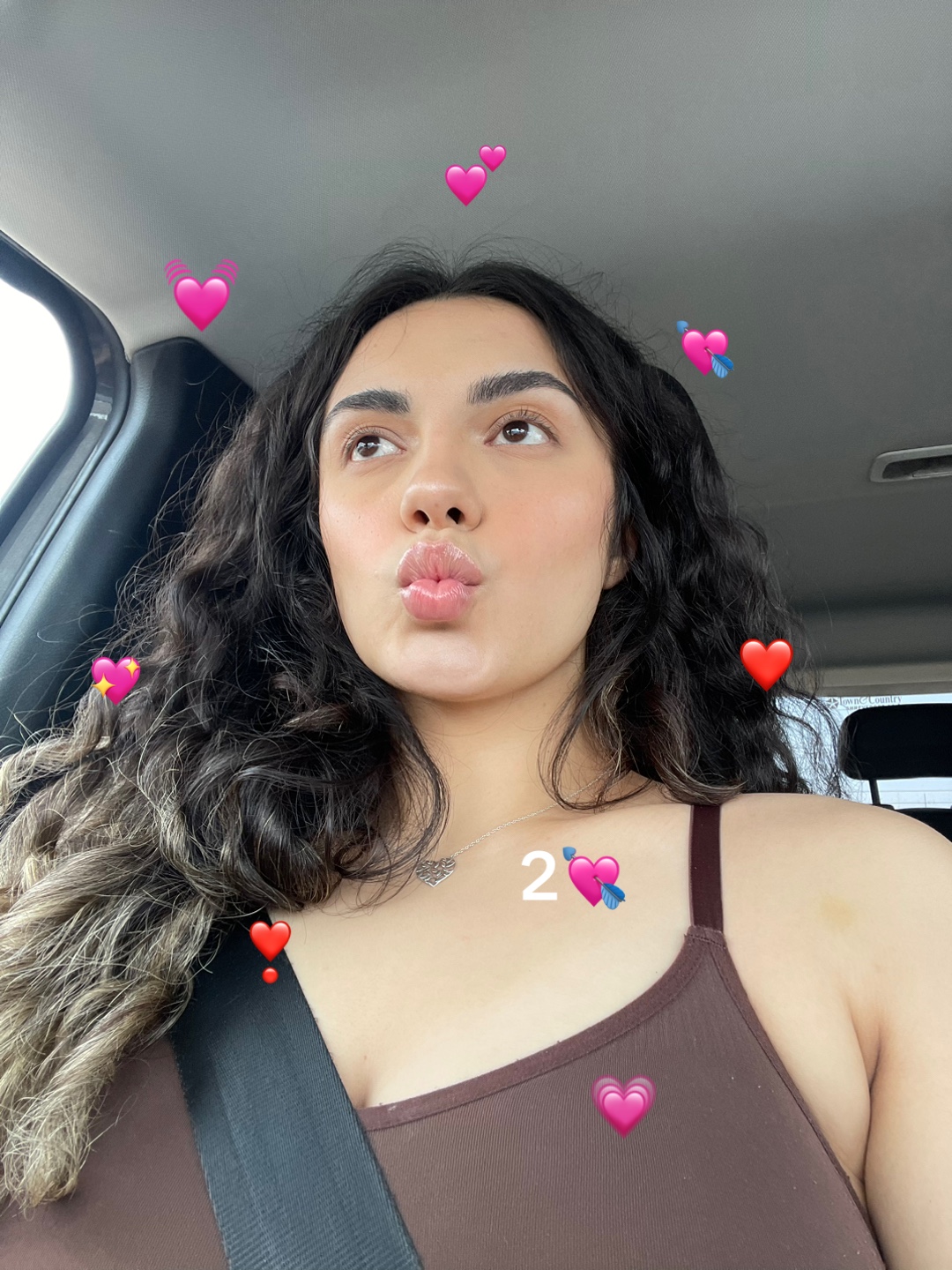 @zujelizvenegas