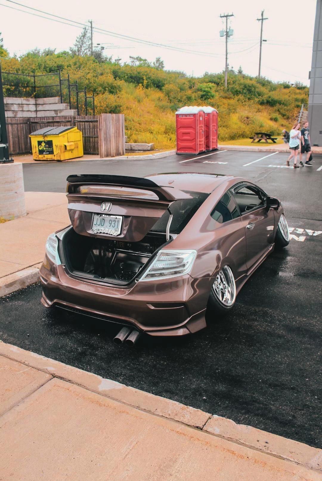 @whatstilt