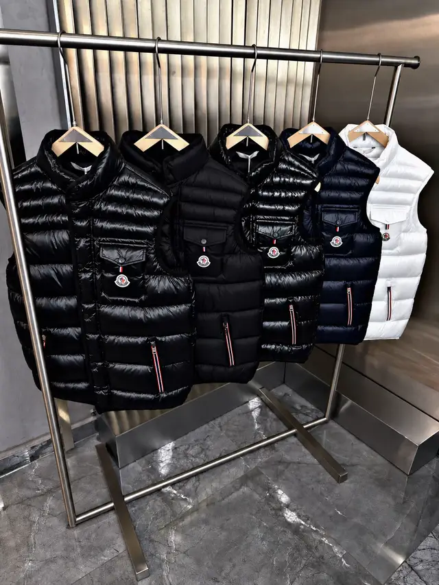 @Lucca Clothing®