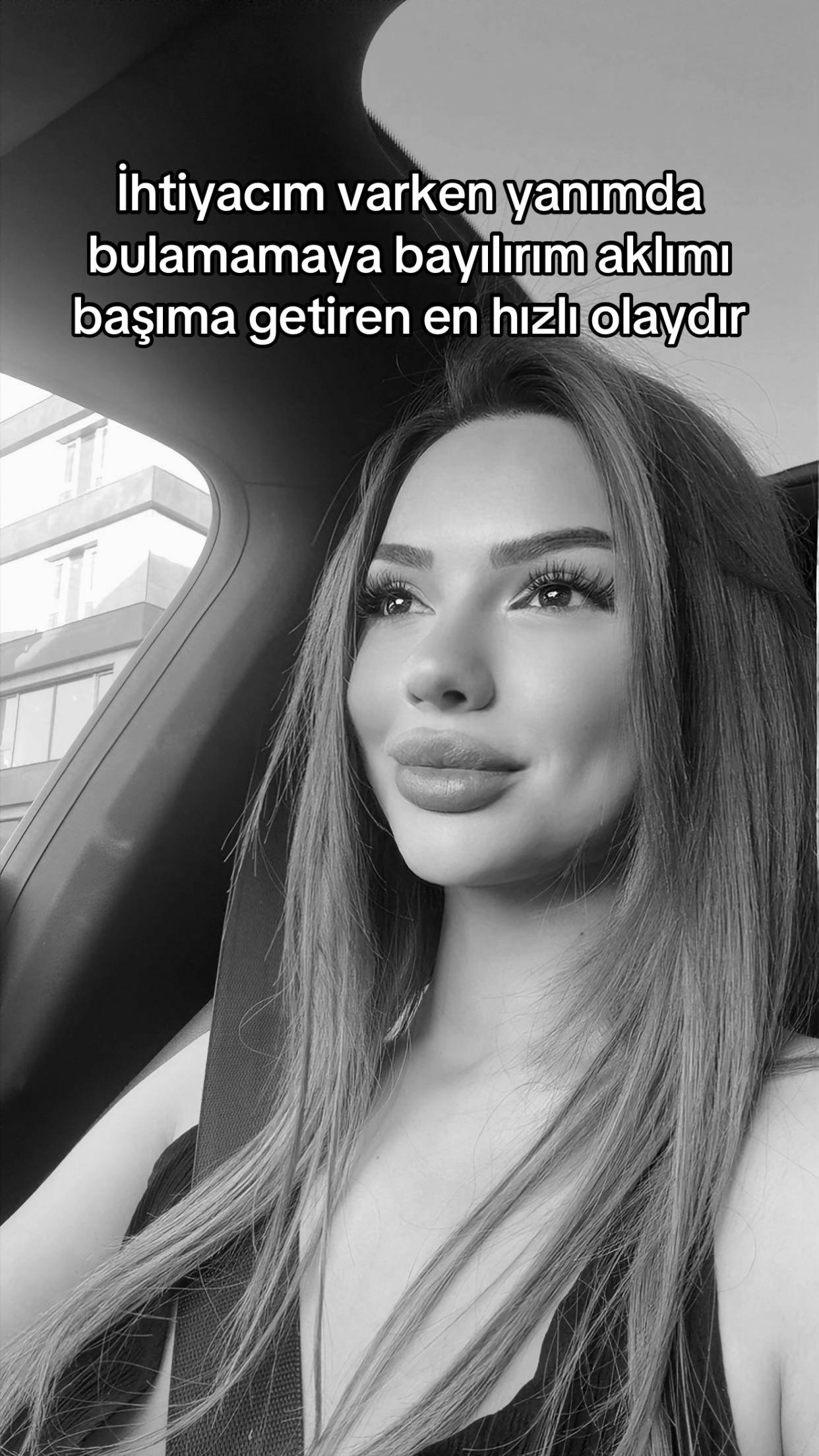 @𝐘𝐘
