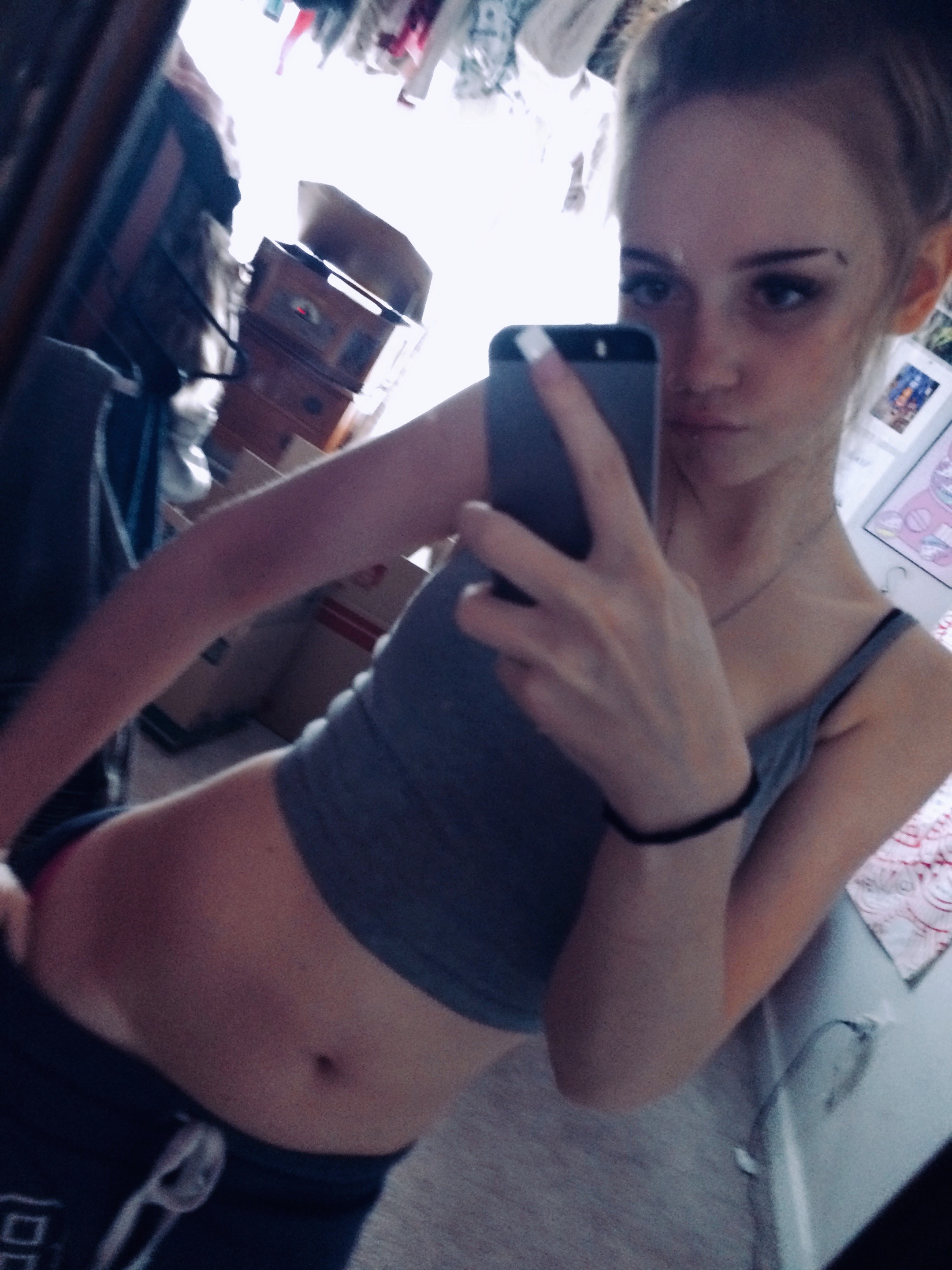 @Her0indaught3r