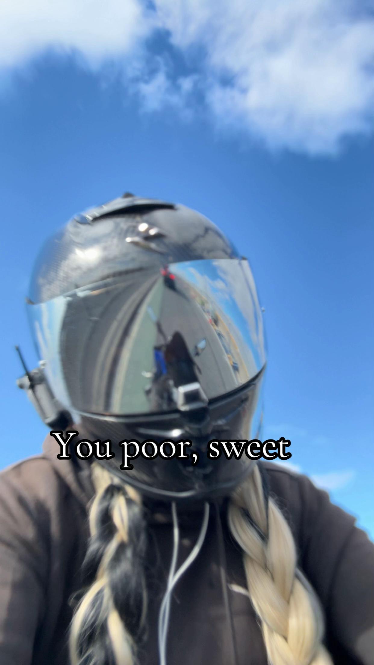 @𝖆𝖘𝖇𝖔_𝖈𝖍𝖝𝖞