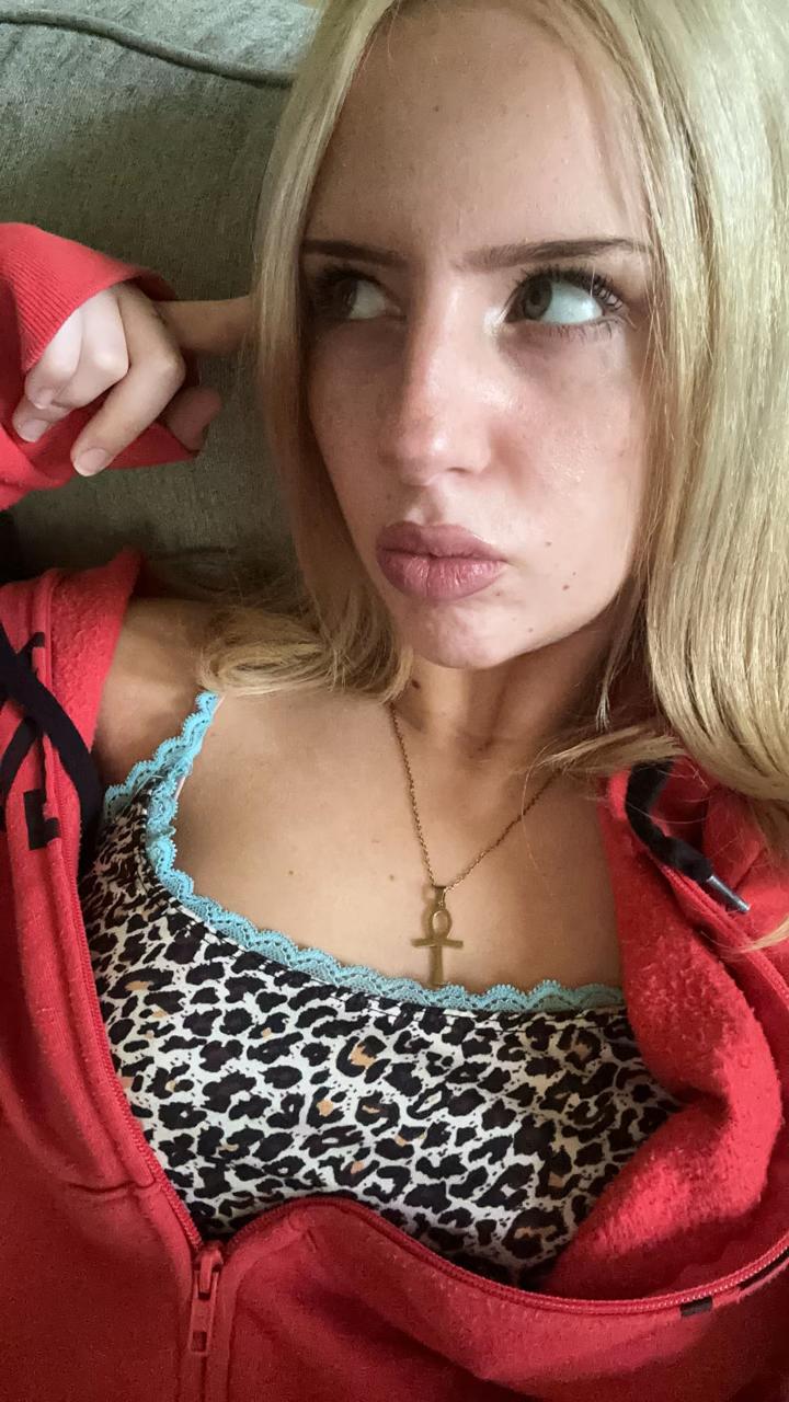 @️