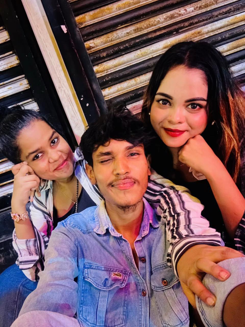 @Ayodya🍒