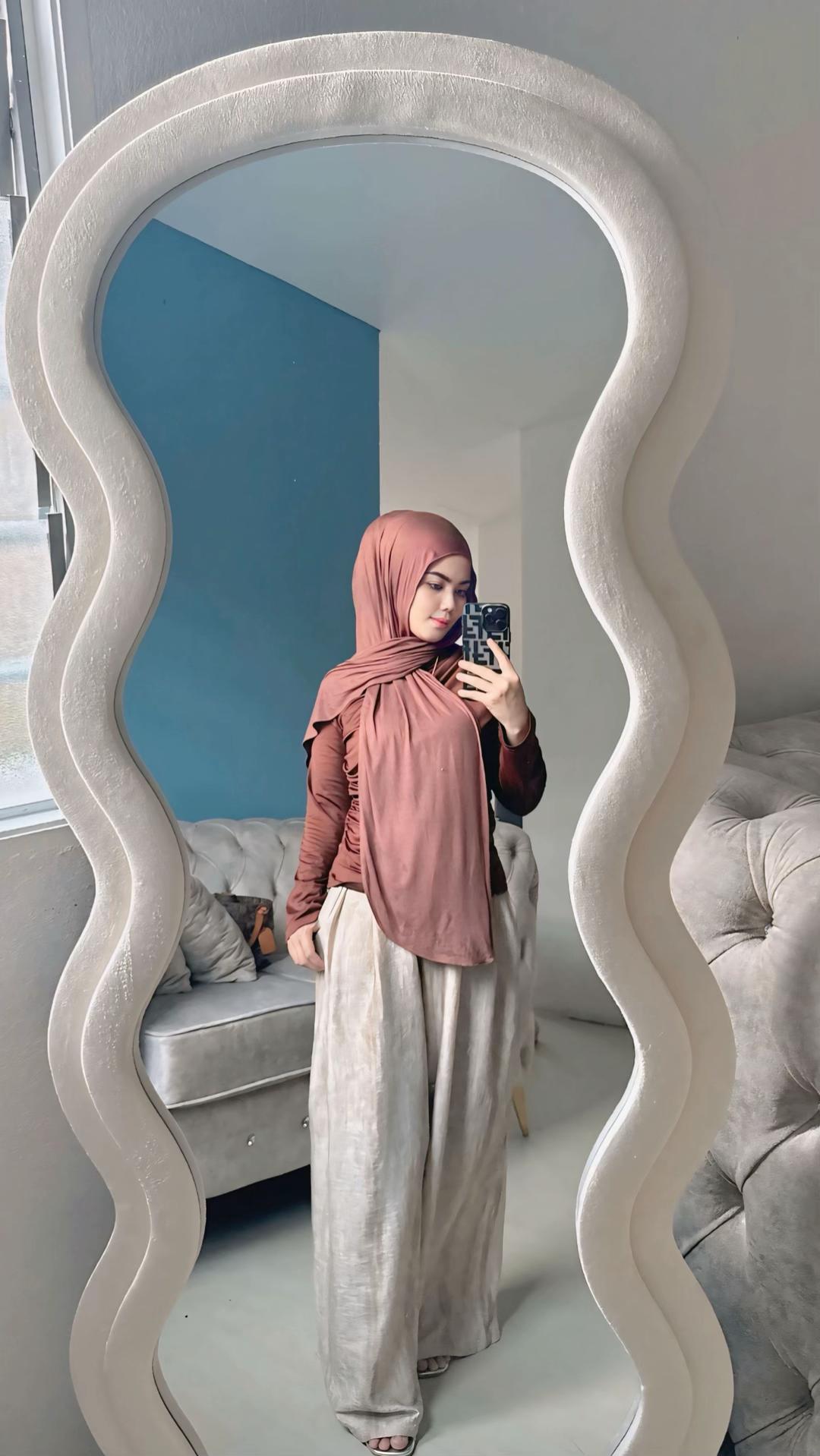 @Ciknieybeauty
