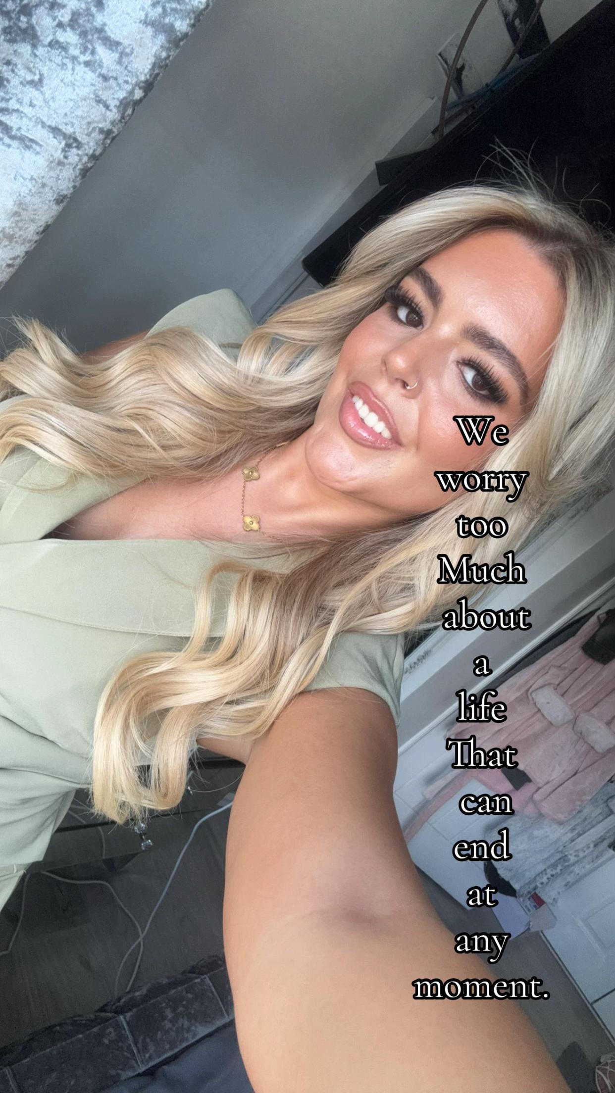 @Chloe👸🏼