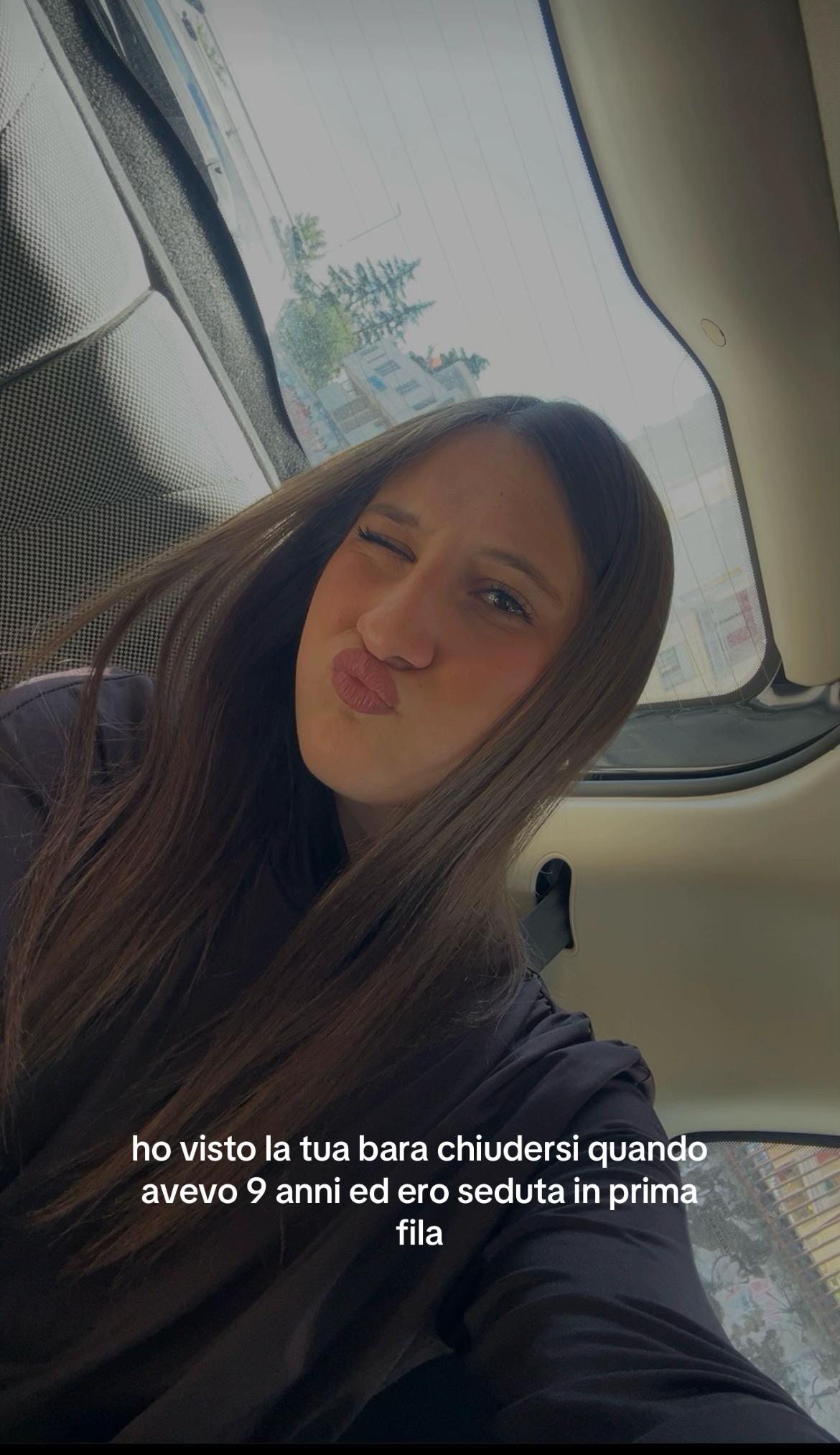 @eeee__x22