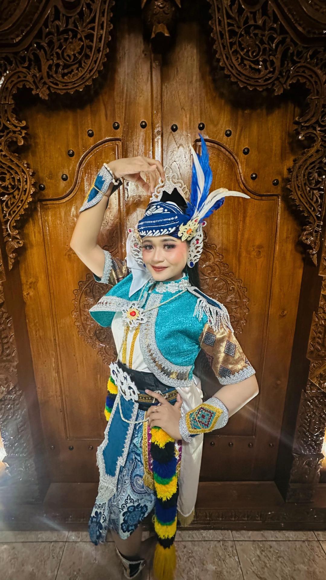 @Ara Tiara