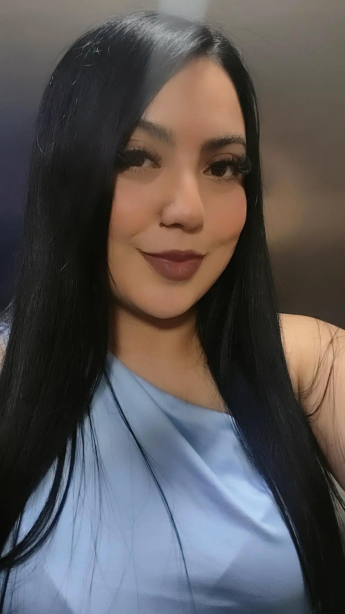 @Yanelyz'