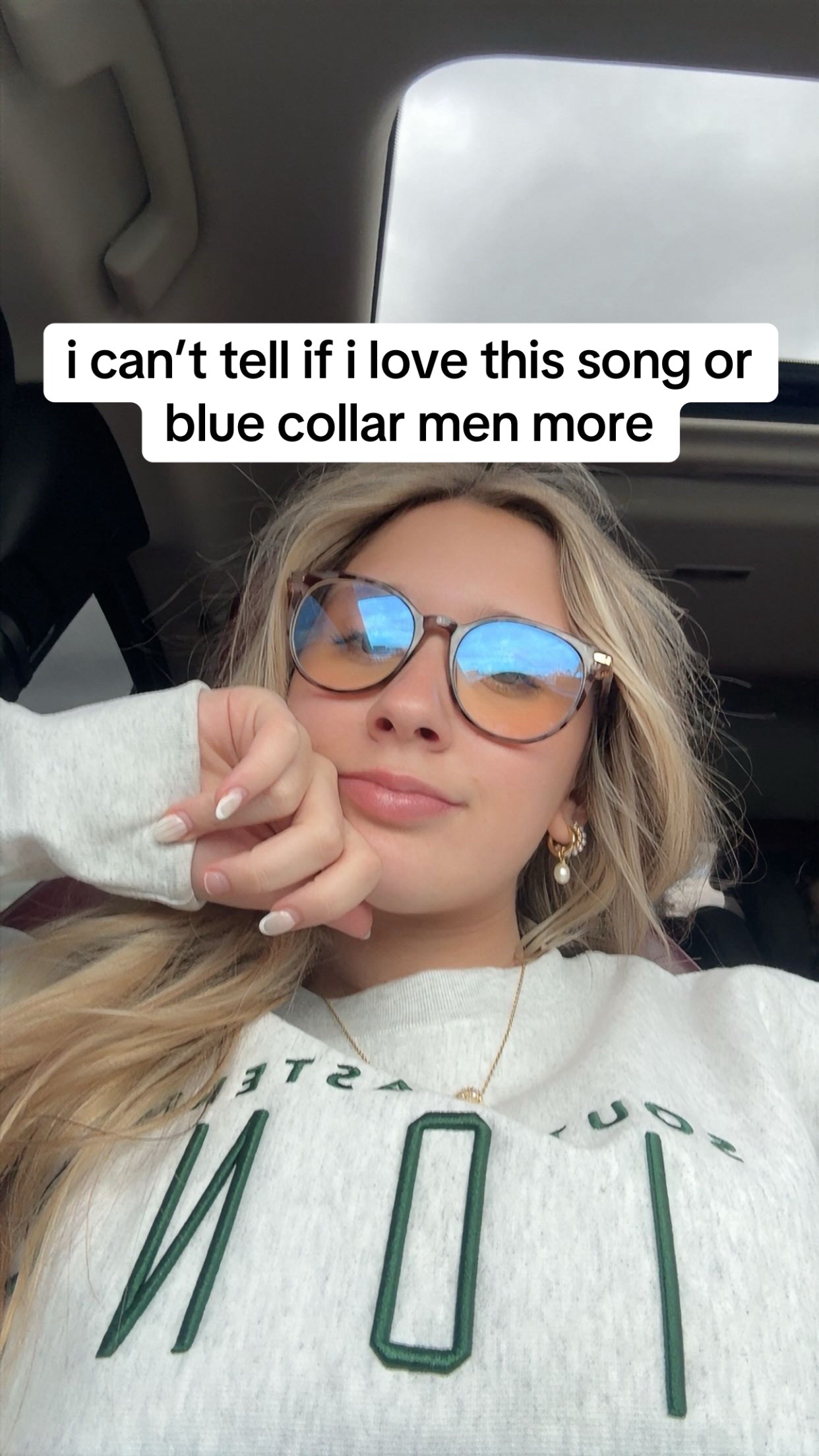 @bella