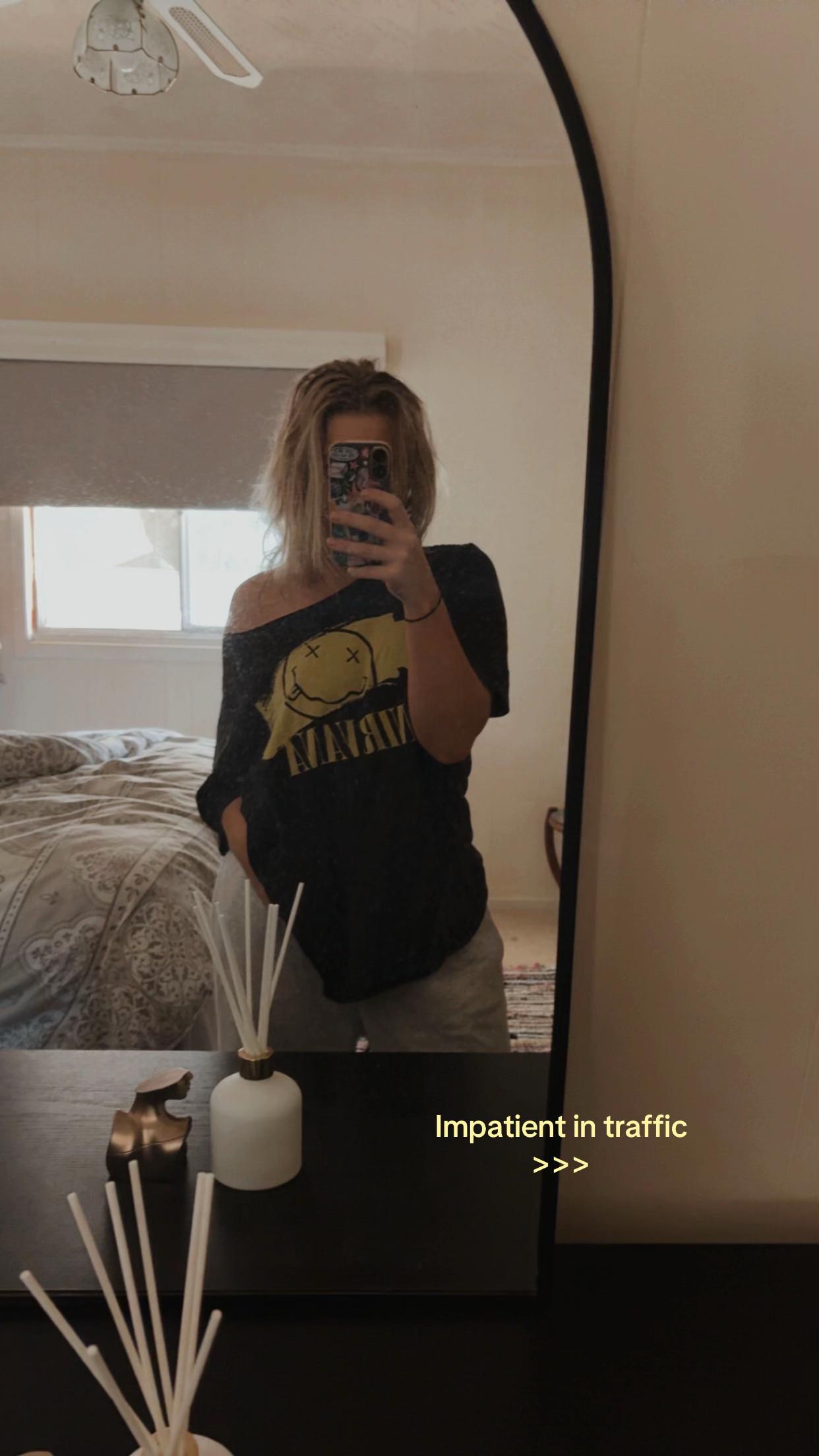 @messyhairedgal