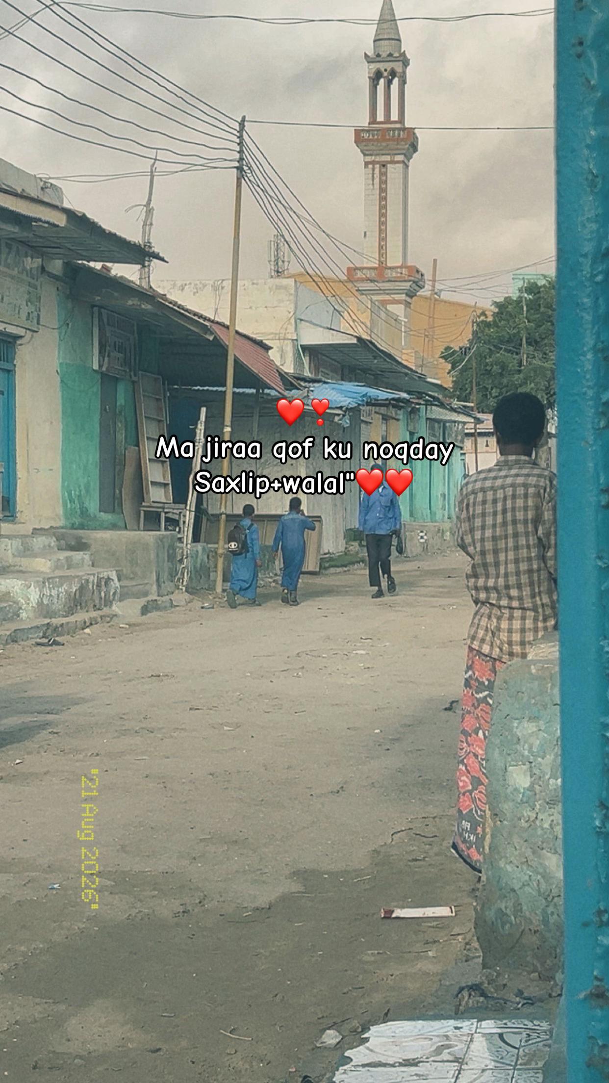 @ᒪᙀKITᗩ 🧣🦕👨&zwj;🎤
