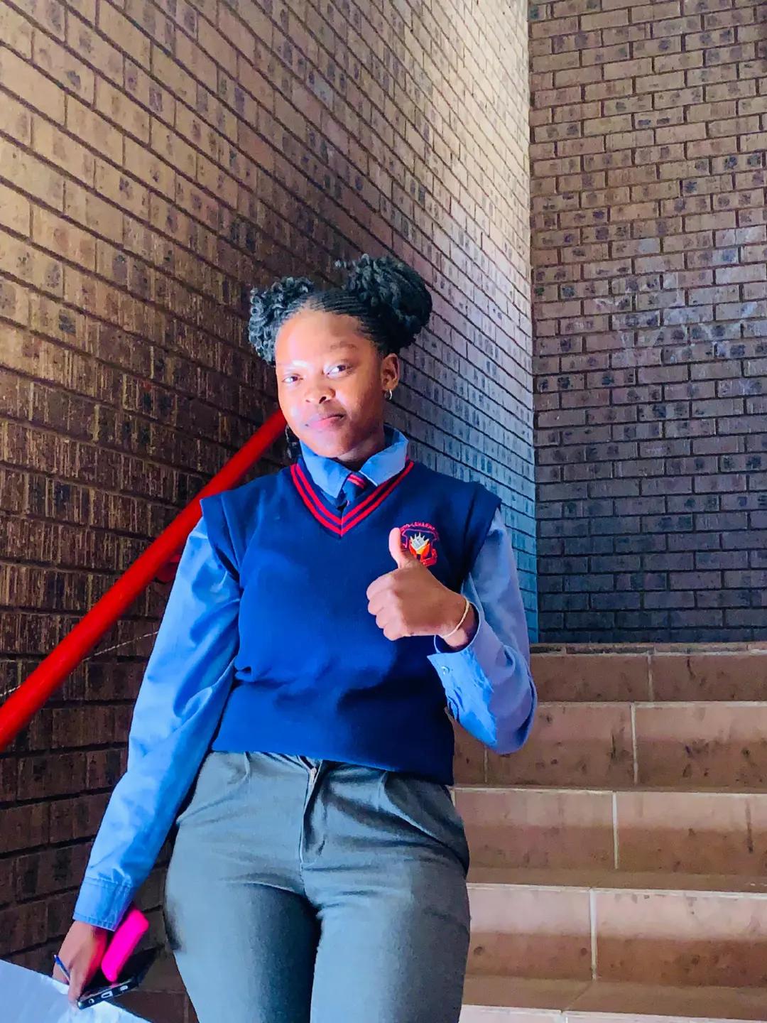 @Nonhlanhla_A_Mjovo