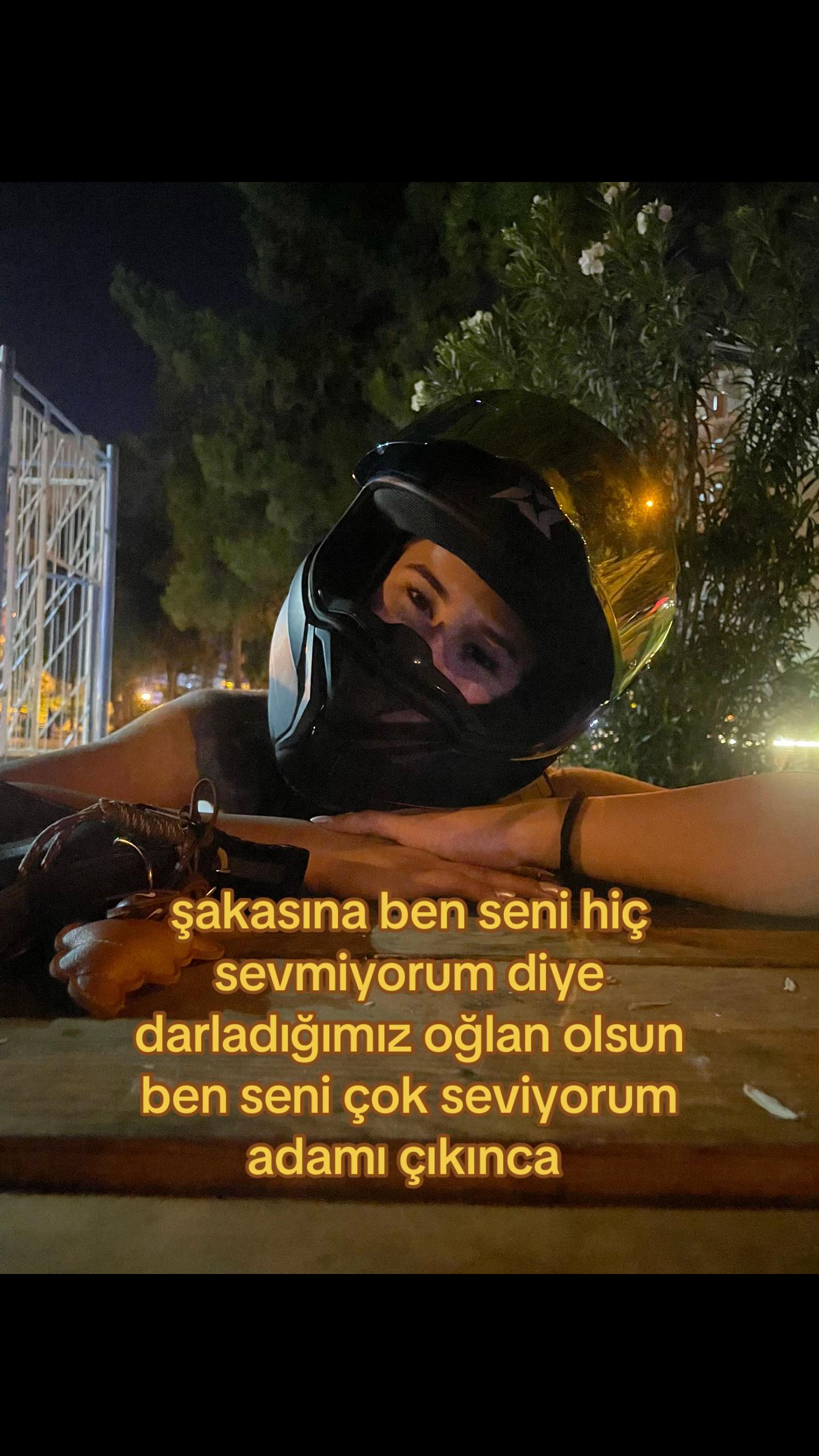 @⦇๓єɭєк⦈