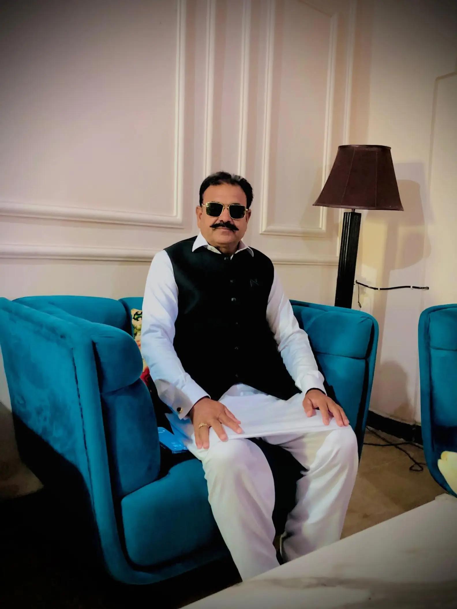 @Raja ayub
