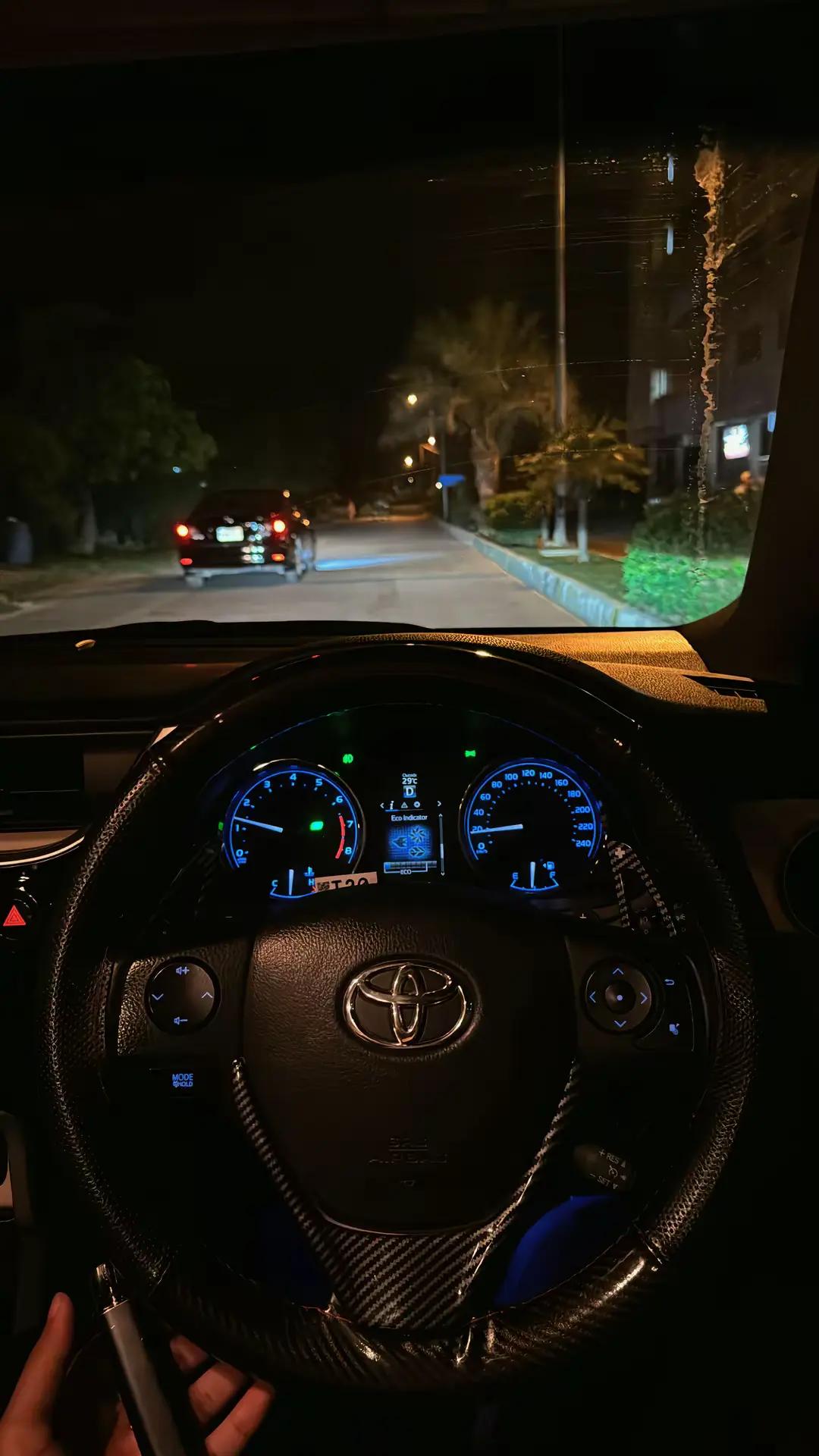 @حمزہ ملک