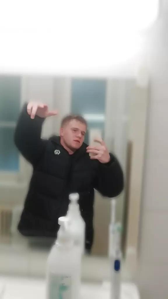 @leonquast