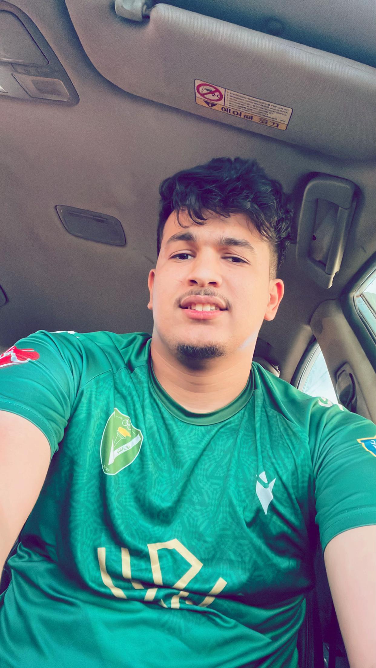 @بوفا ياخووووتي 🇱🇾