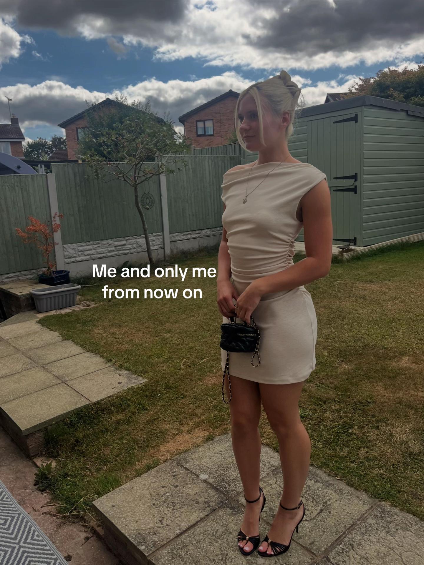@Rhianna jones🧸